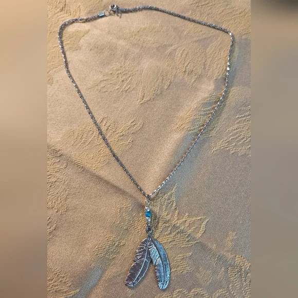 Vintage Southwestern Feather Necklace with Turquoise Accent - Picture 3 of 5